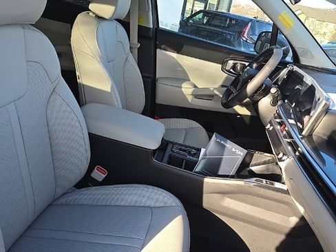 New 2026 Kia Sorento EX image 8