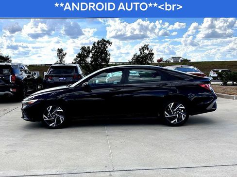 Used 2025 Hyundai Elantra Sport image 7
