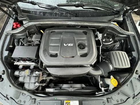 Used 2018 Jeep Grand Cherokee Limited image 15