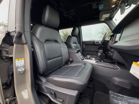 New 2025 Ford Bronco Outer Banks image 68