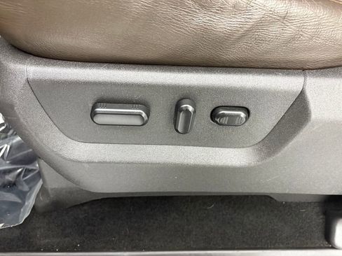 Used 2016 Ford F250 King Ranch w/ FX4 Off-Road Package image 14