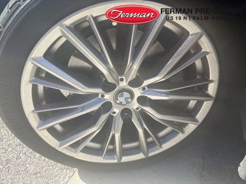 Used 2023 BMW 330i Sedan w/ Premium Package image 4