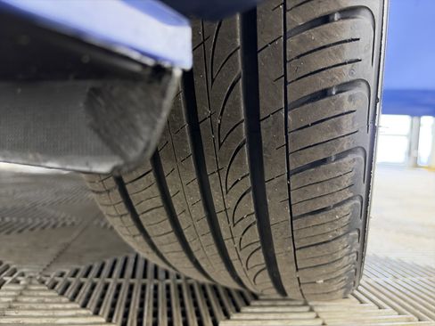 Certified 2024 Kia Forte GT-Line image 12