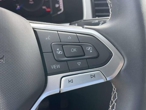 Certified 2023 Volkswagen Atlas SE FWD image 28