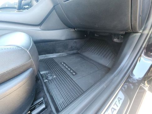 Used 2023 Hyundai Sonata Limited w/ Cargo Package FWD image 13