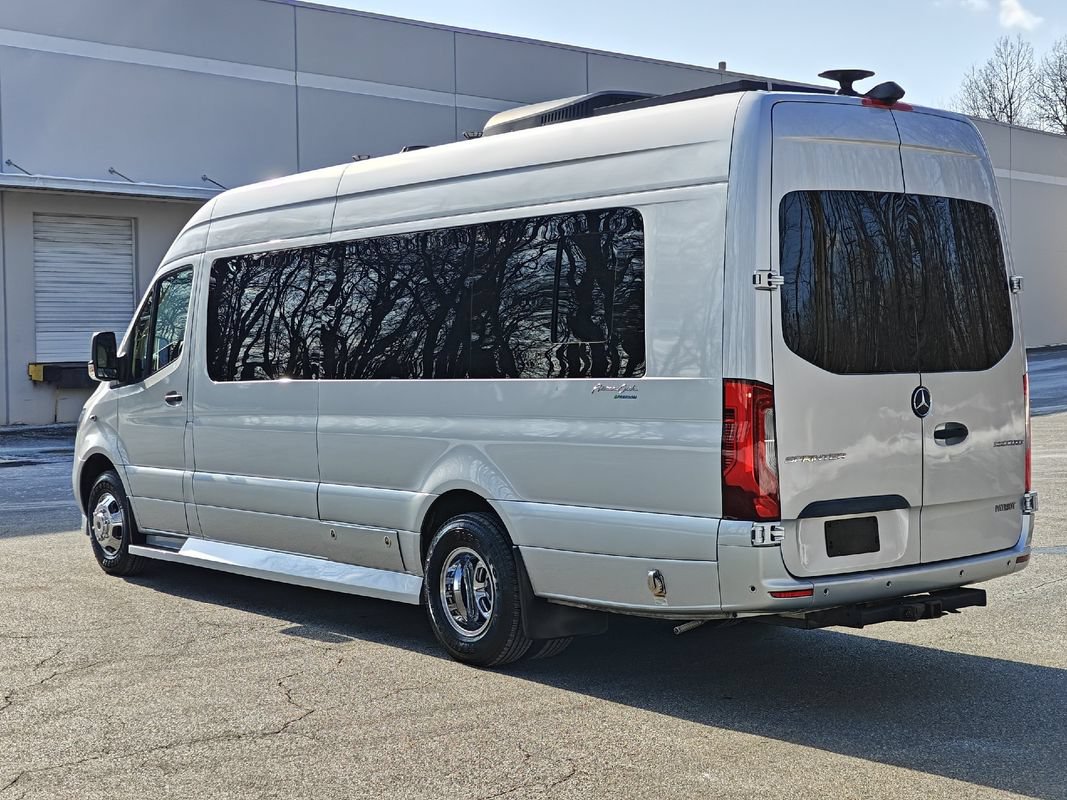Used 2020 Mercedes-Benz Sprinter 3500 w/ Windows All Around Package image 6