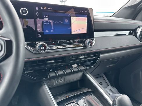 Used 2024 Chevrolet Colorado Z71 w/ Z71 Convenience Package 2 image 48