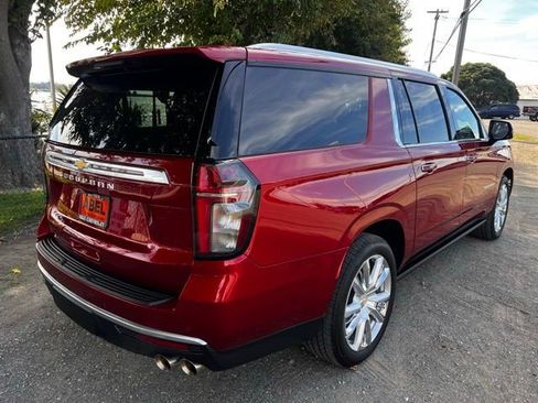 Certified 2024 Chevrolet Suburban High Country w/ Max Trailering Package image 5