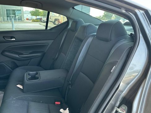 Used 2022 Nissan Altima 2.5 SV FWD image 31