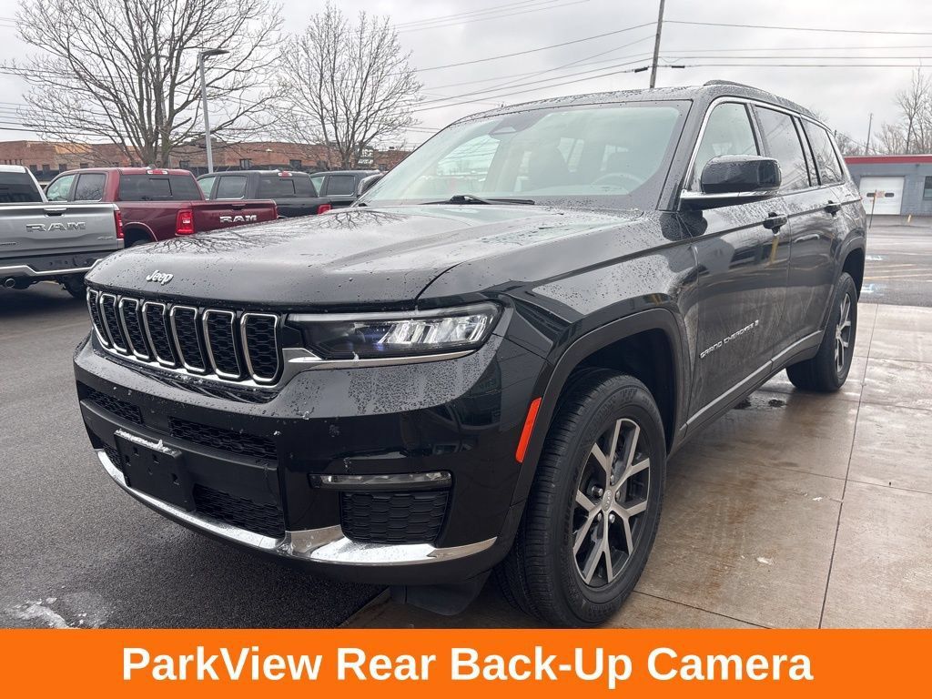 Used 2023 Jeep Grand Cherokee L Limited AWD/4WD image 10