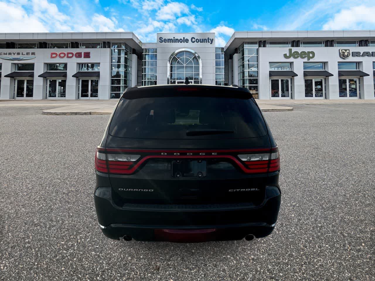 Used 2020 Dodge Durango Citadel w/ Technology Group RWD image 6