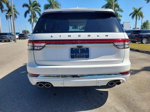 Certified 2022 Lincoln Aviator Black Label w/ Dynamic Handling Package image 5