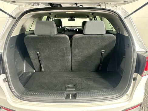 Used 2017 Kia Sorento FWD w/ LX Convenience Package image 28