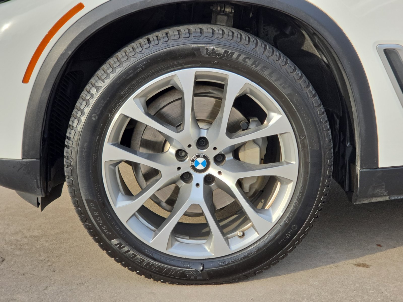 Used 2020 BMW X5 xDrive40i w/ Premium Package AWD/4WD image 26
