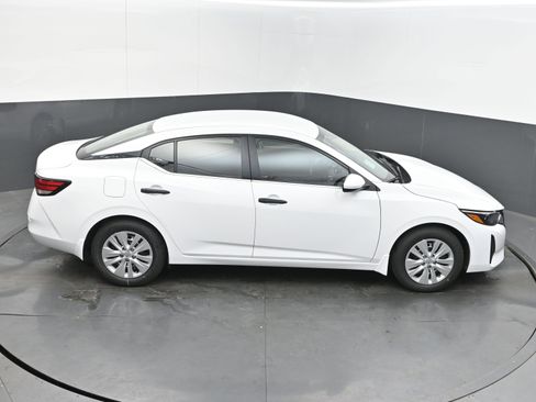 New 2025 Nissan Sentra S image 36