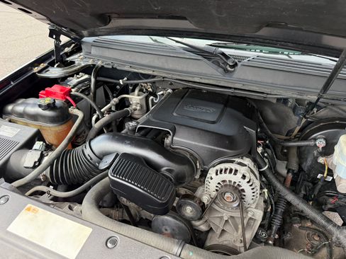 Used 2012 Chevrolet Tahoe LS image 23