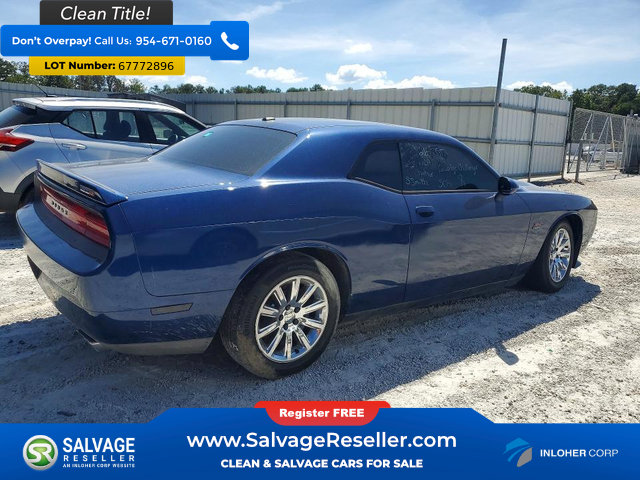 Used 2012 Dodge Challenger SRT8 RWD image 4