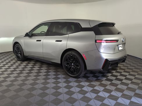 Used 2026 BMW iX xDrive45 w/ M Sport Package image 3