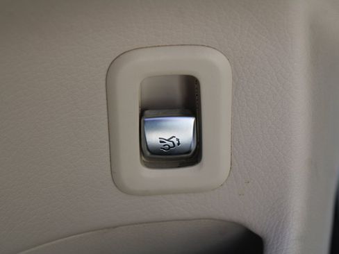 Certified 2020 Mercedes-Benz GLC 300 image 24