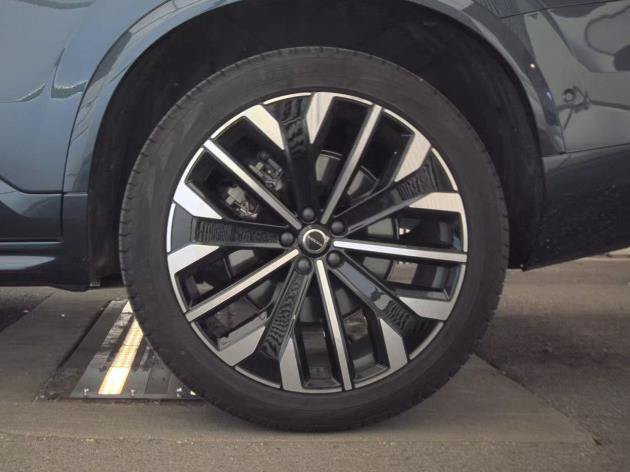 Used 2026 Volvo XC90 B6 Plus AWD/4WD image 13