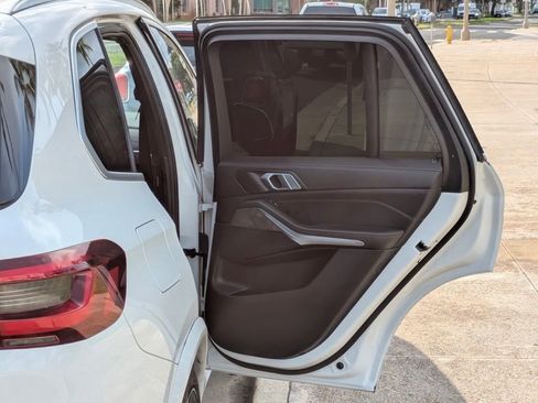 Used 2019 BMW X5 xDrive40i w/ Convenience Package image 12