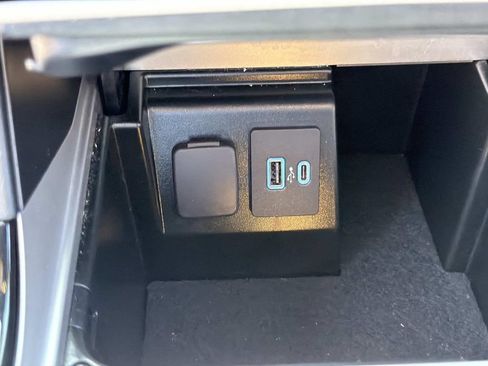 Used 2023 Ford Explorer ST w/ Equipment Group 401A AWD/4WD image 30