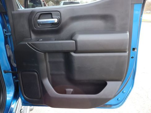 Used 2022 Chevrolet Silverado 1500 Custom w/ LPO, Dark Essentials Package image 22