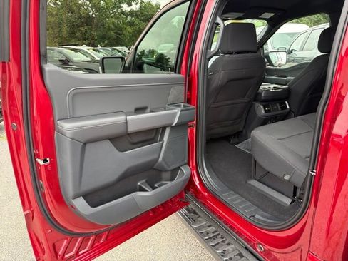 New 2026 Ford F150 XLT w/ Equipment Group 302A MID AWD/4WD image 10