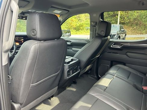 Used 2023 Chevrolet Silverado 1500 LTZ image 15