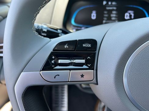 New 2025 Hyundai Elantra Sport image 9