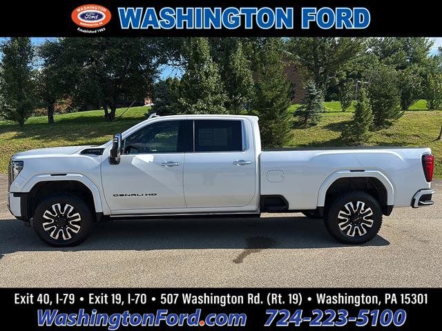 Used 2025 GMC Sierra 3500 Denali Ultimate AWD/4WD image 1