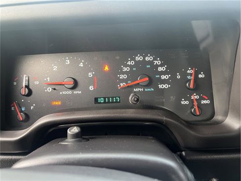 Used 2002 Jeep Wrangler SE image 13