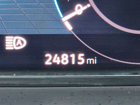 Used 2025 Volkswagen Atlas SE image 20