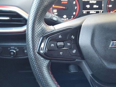 Used 2023 Chevrolet TrailBlazer RS w/ Sun and Liftgate Package image 30