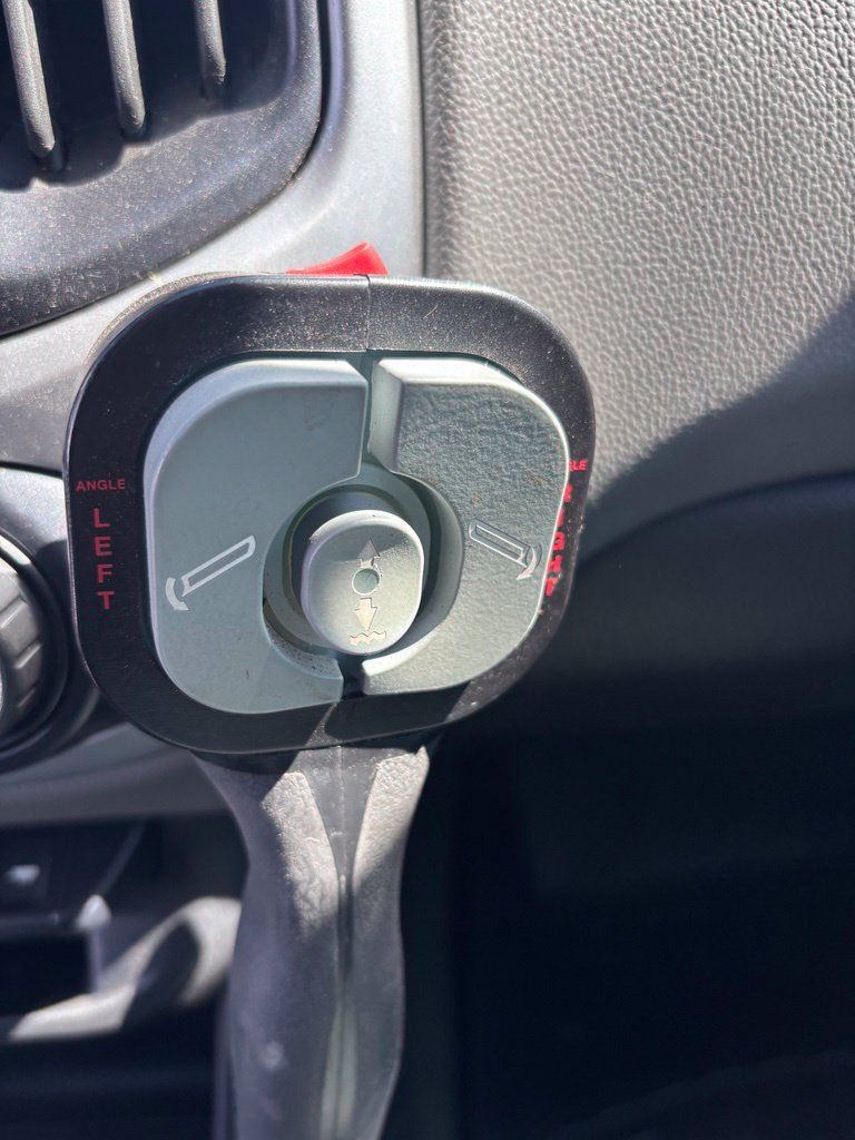 Used 2016 Chevrolet Colorado LT AWD/4WD image 20