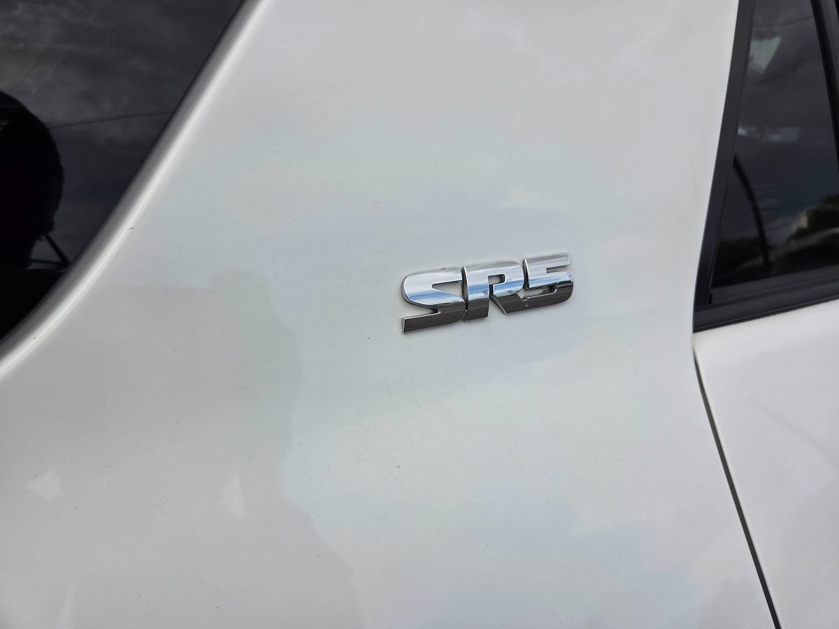Used 2018 Toyota 4Runner SR5 AWD/4WD image 60
