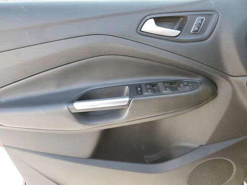 Used 2014 Ford Escape SE w/ Equipment Group 201A image 24