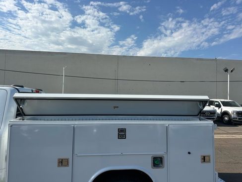 New 2025 Ford F350 XL w/ XL Chrome Package image 15