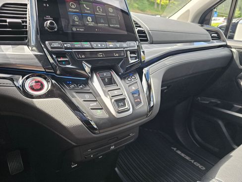 Used 2023 Honda Odyssey Elite image 31
