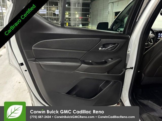 Certified 2023 Chevrolet Traverse Premier w/ Redline Edition AWD/4WD image 31
