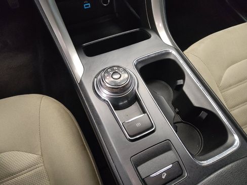 Used 2020 Ford Fusion S FWD image 26