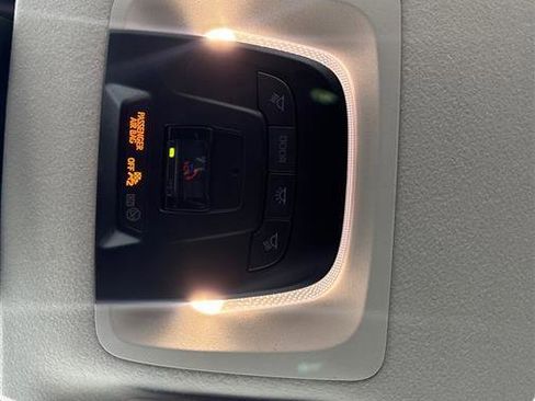 Used 2023 Toyota Corolla LE image 30