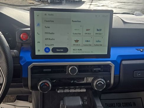 Used 2024 Toyota Tacoma TRD Off-Road image 23