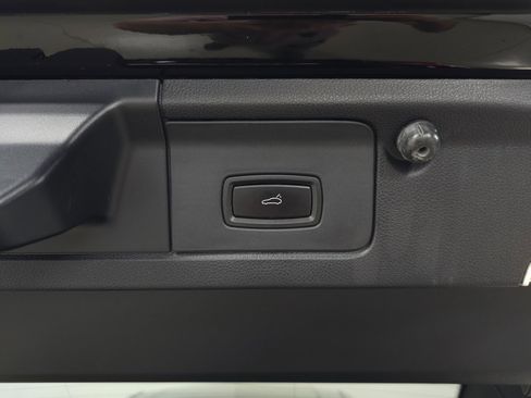 Used 2013 Porsche Panamera GTS image 40