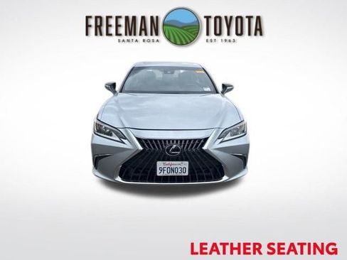 Used 2023 Lexus ES 350 w/ Accessory Package (Z1) image 3
