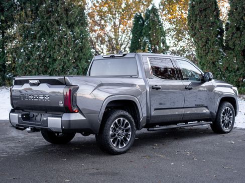Used 2023 Toyota Tundra Limited image 5