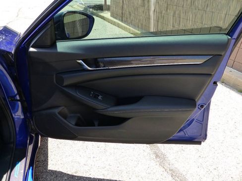 Used 2021 Honda Accord Sport image 45