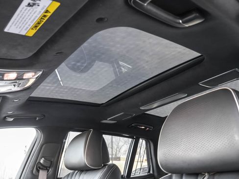 Used 2025 Genesis G90 3.5T image 10