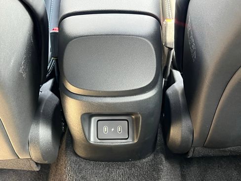 Used 2025 Hyundai Elantra N image 18