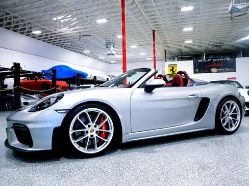 Used 2023 Porsche 718 Boxster Spyder image 1